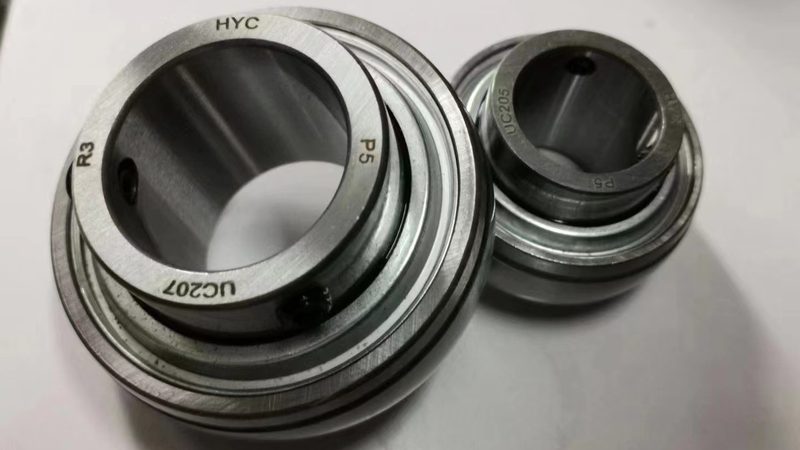 大型调心滚子轴承尺寸表：揭秘其关键参数与选型逻辑